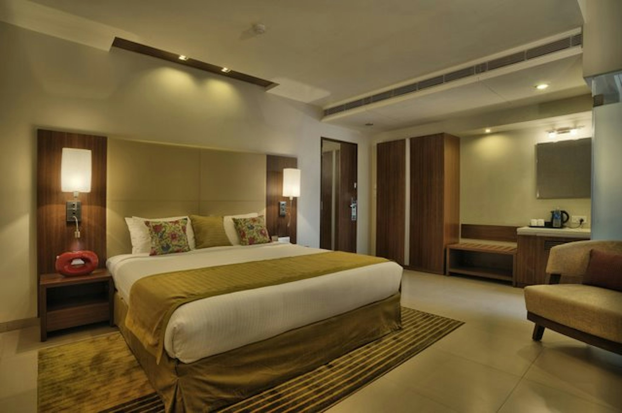 Grand Mercure Vadodara Surya Palace 7/35