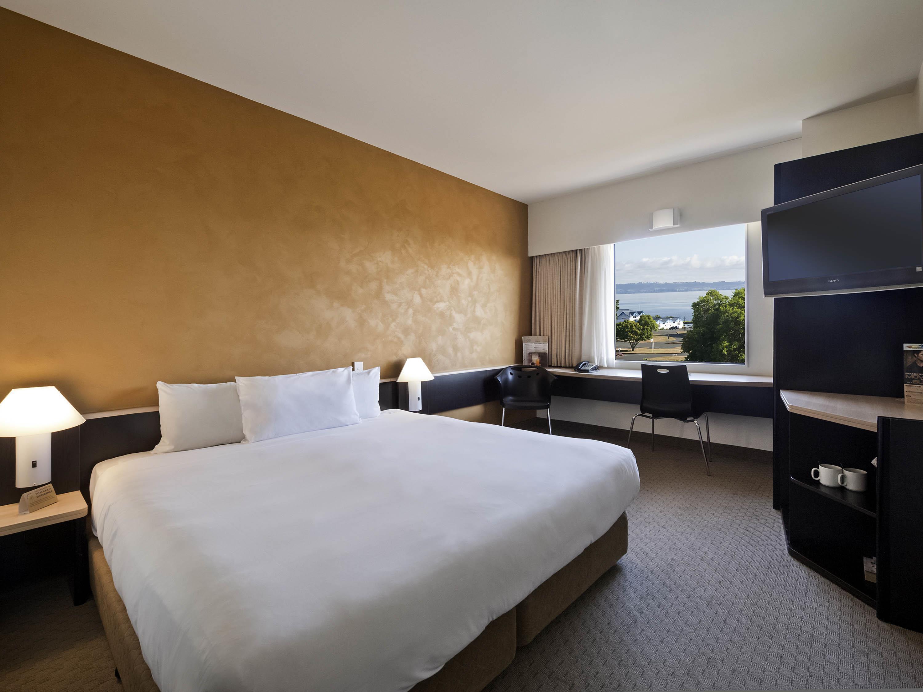 غرفة بسرير مزدوج بإطلالة على المدينة، IBIS ROTORUA 2/5
