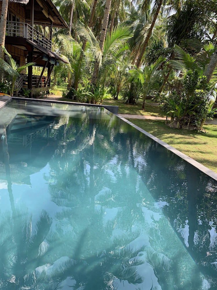 Siargao Inn Beach Resort 38/50