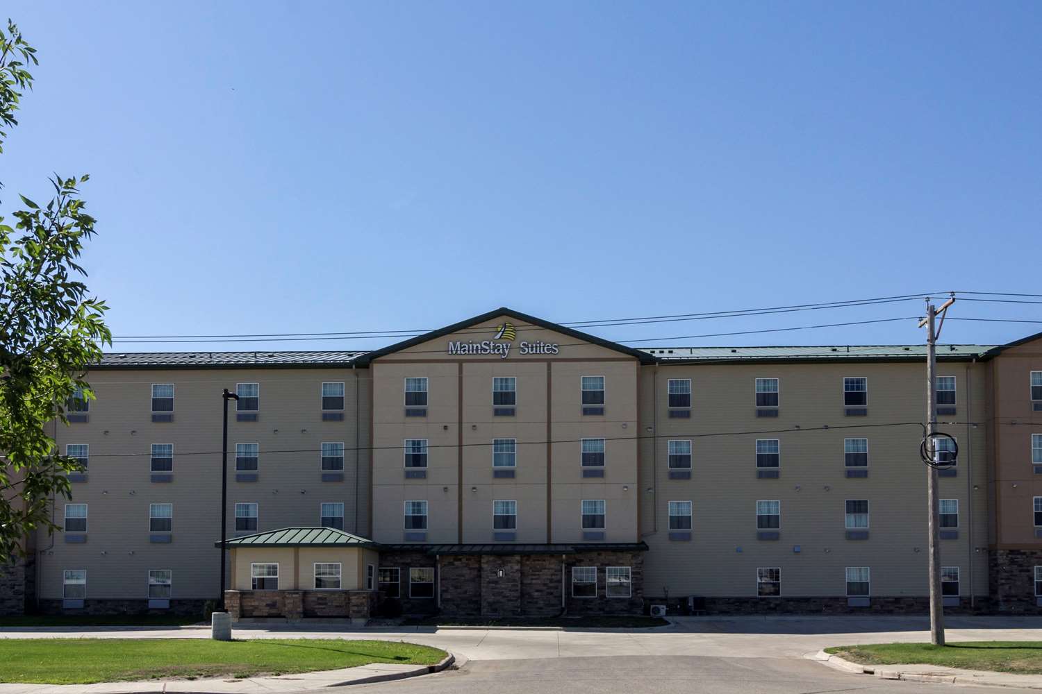 MainStay Suites Williston ND 3/58