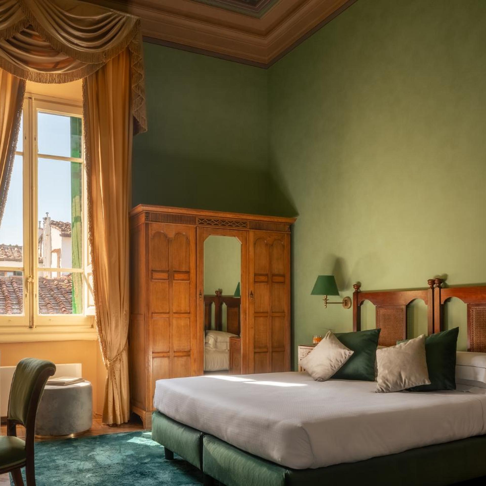 Classic, Double Bed, Separate Building
