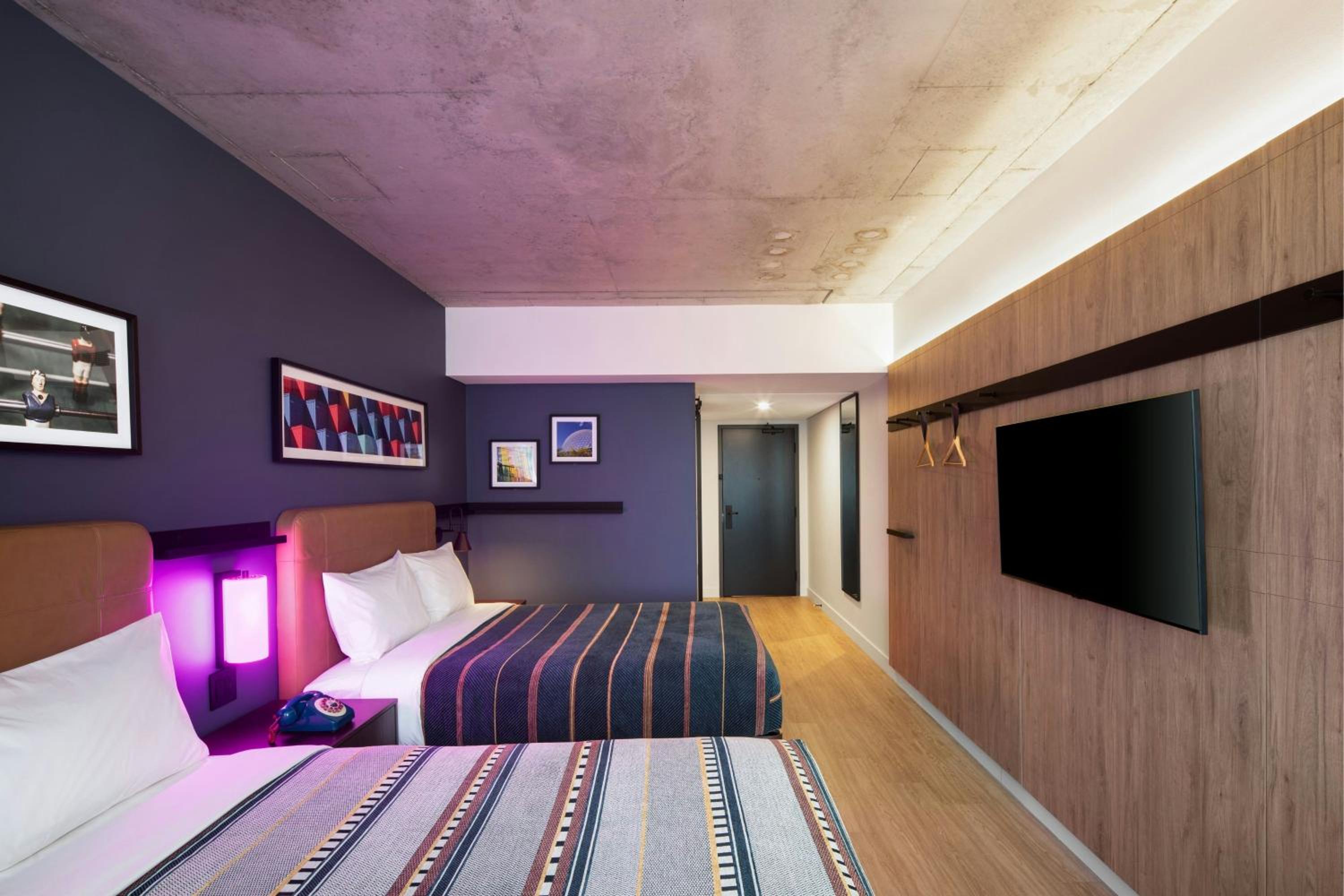 Moxy, 2 Queen Beds