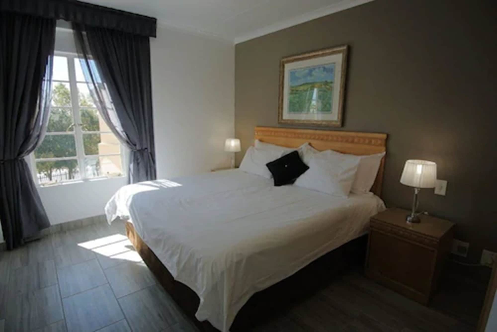 STANDARD, DOUBLE BED