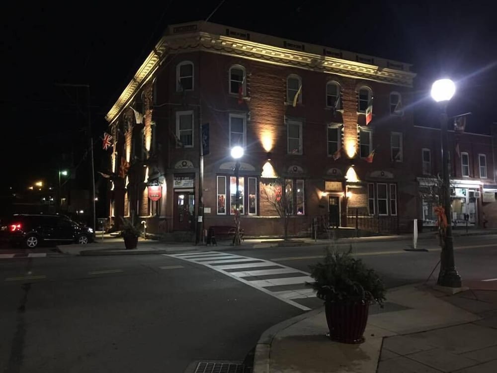 The Hotel Belvidere 5/41