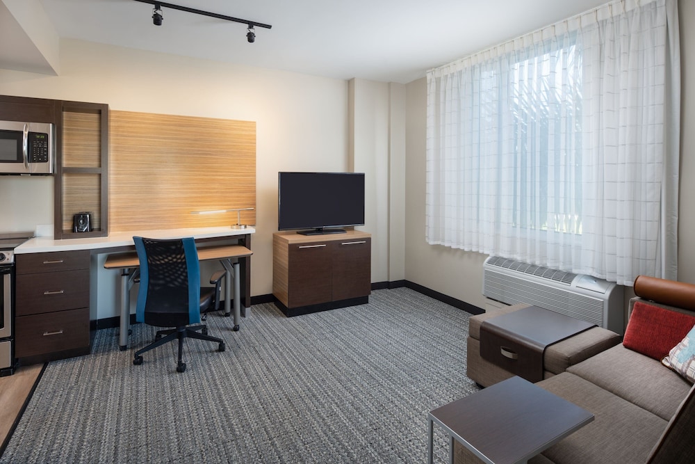 TownePlace Suites by Marriott Miami Kendall West 37/50