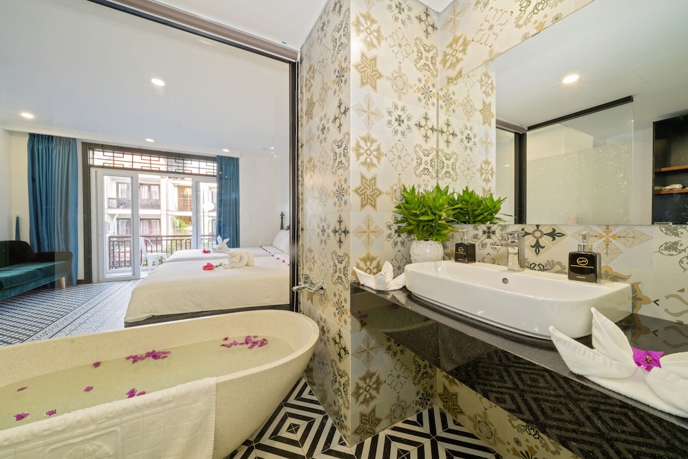 Thanh Binh Central Hotel 25/33