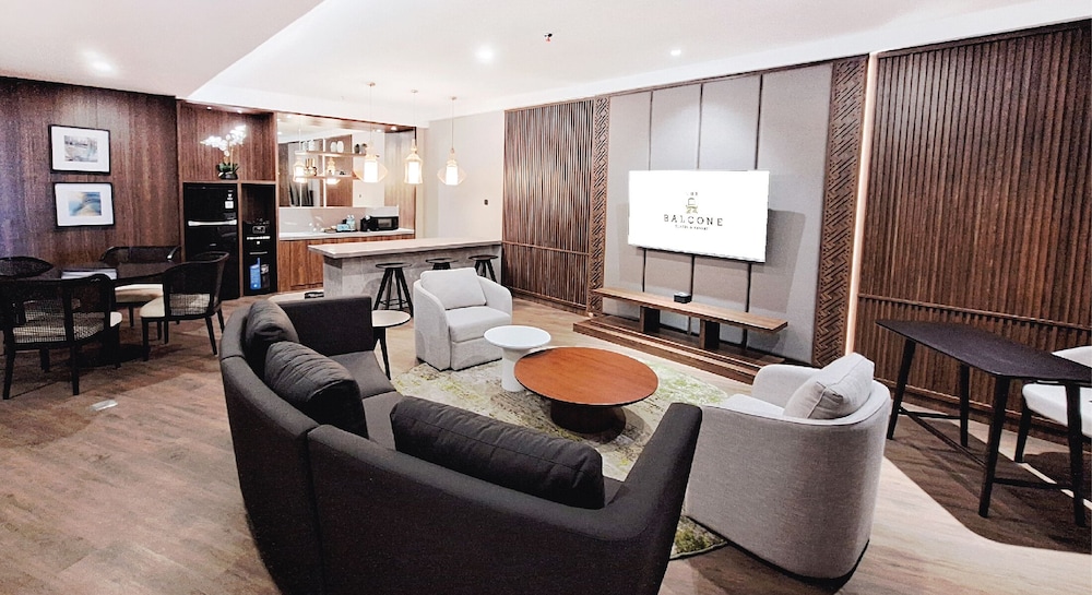 The Balcone Hotel and Resort 37/54