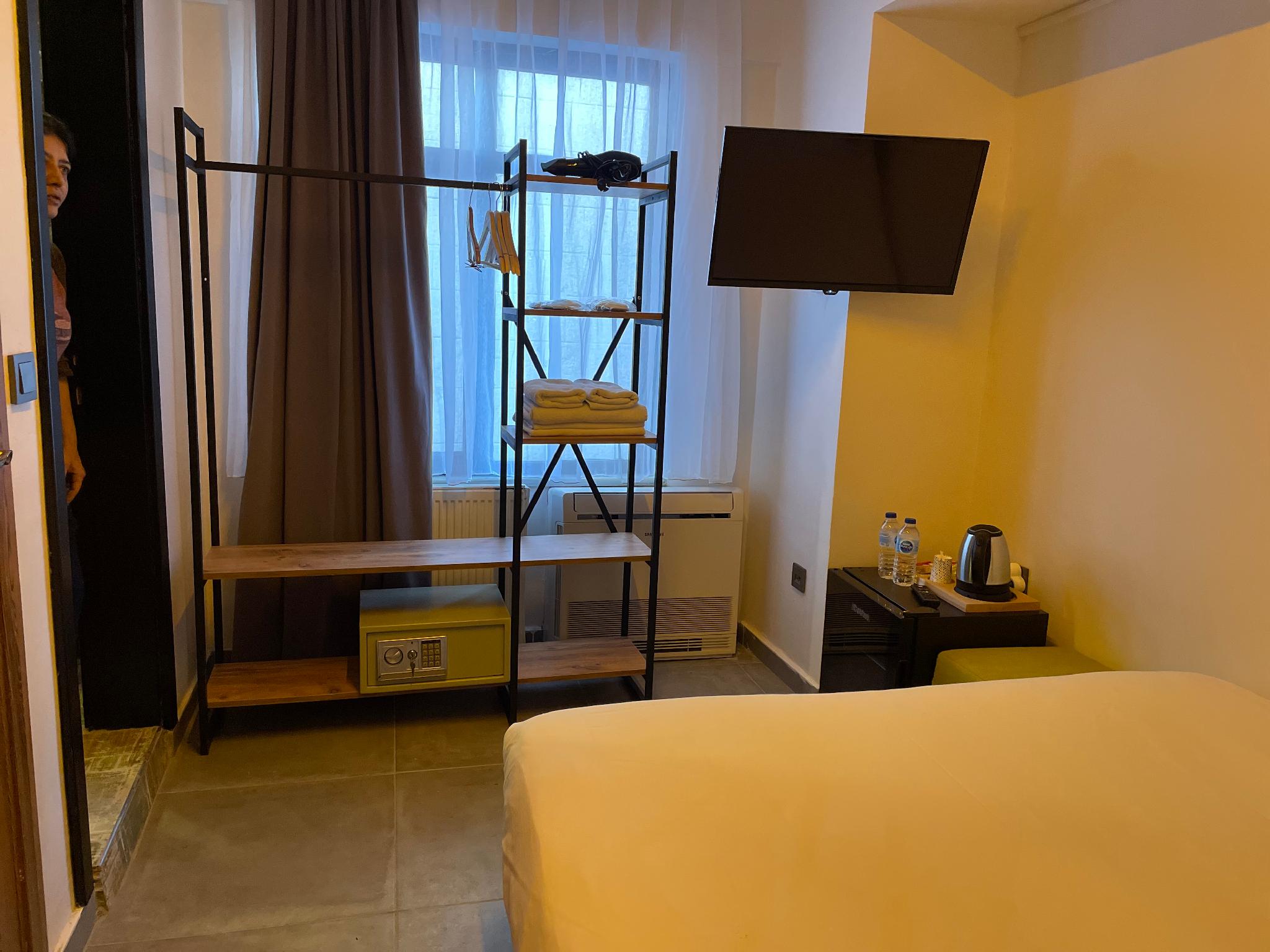 غرفة سوبيريور بسرير مزدوج، Mates Port Hotel 2/2