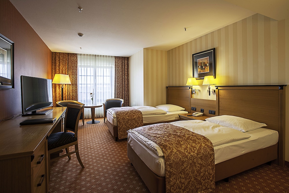Maritim Hotel & Internationales Congress Center Dresden 29/75