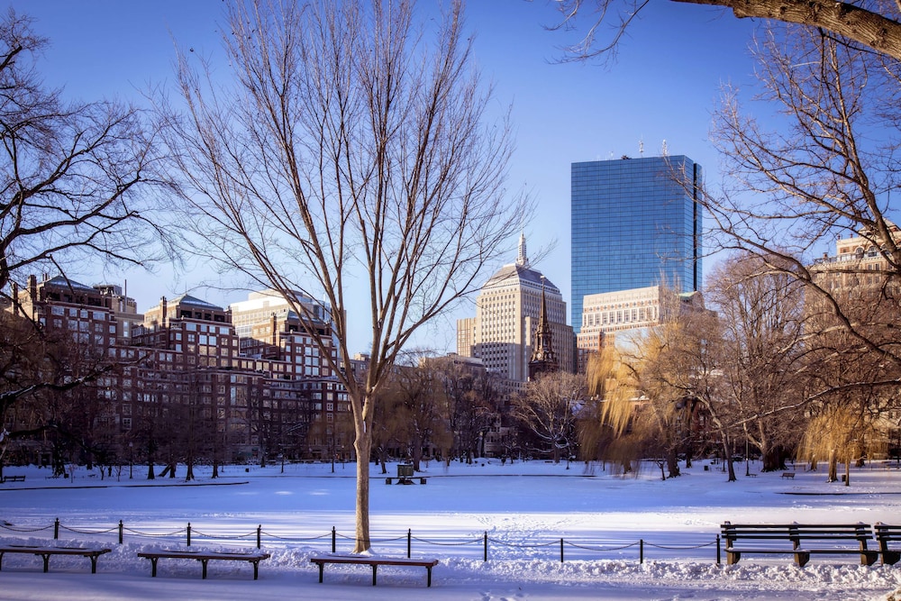Fairmont Copley Plaza 104/105