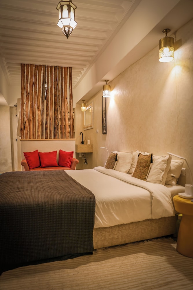 OLIVE, BASIC, DOUBLE BED