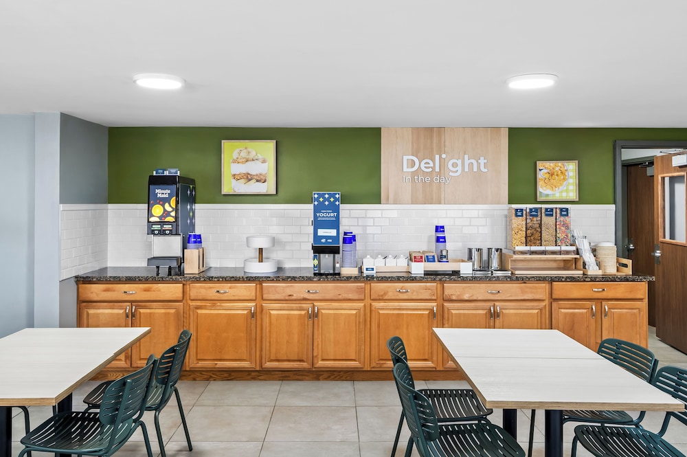 restaurant cafeteria
