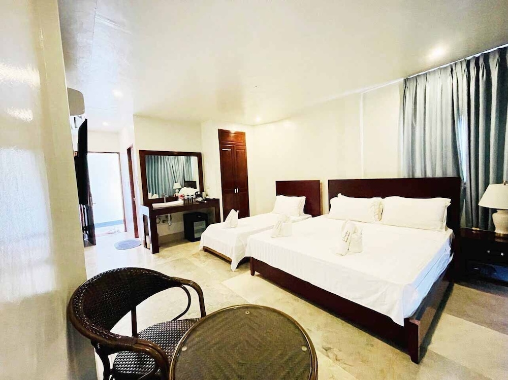 El Nido Beach Hotel 20/50