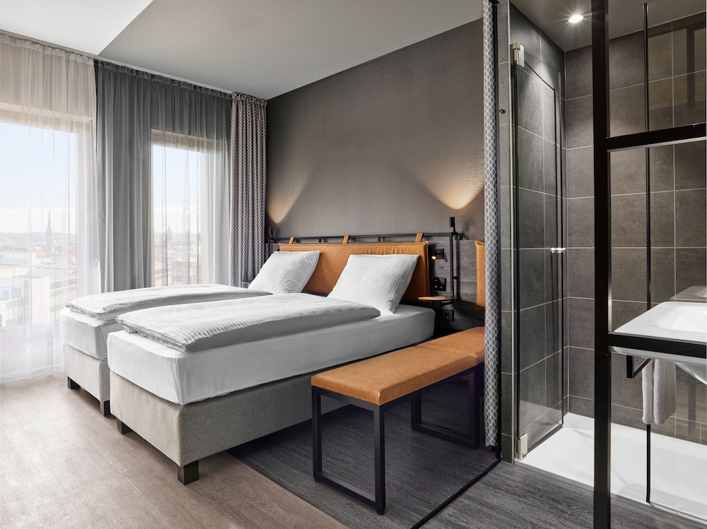 Comfort, Twin Beds