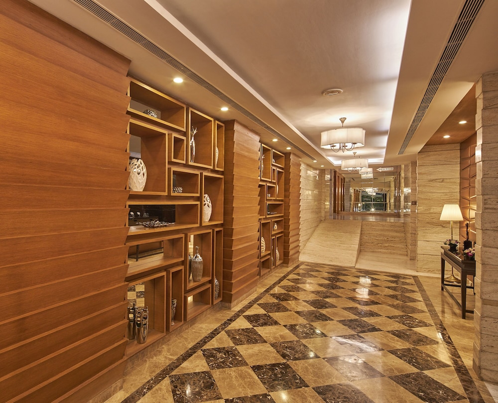 Lemon Tree Premier, Navi Mumbai 32/67