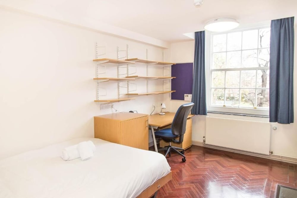Goodenough College 12/50