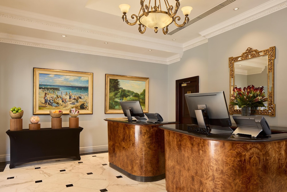 Lobby at Radisson Blu Hotel London South Kensington, LONDON