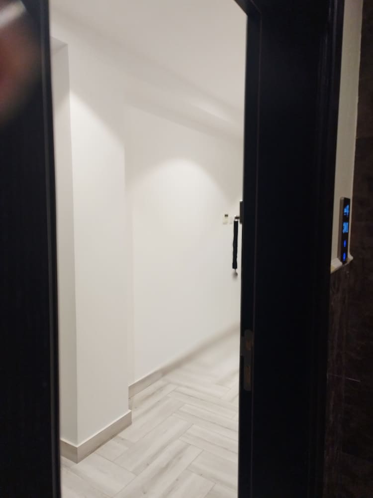 Almarzam Hotel 39/58