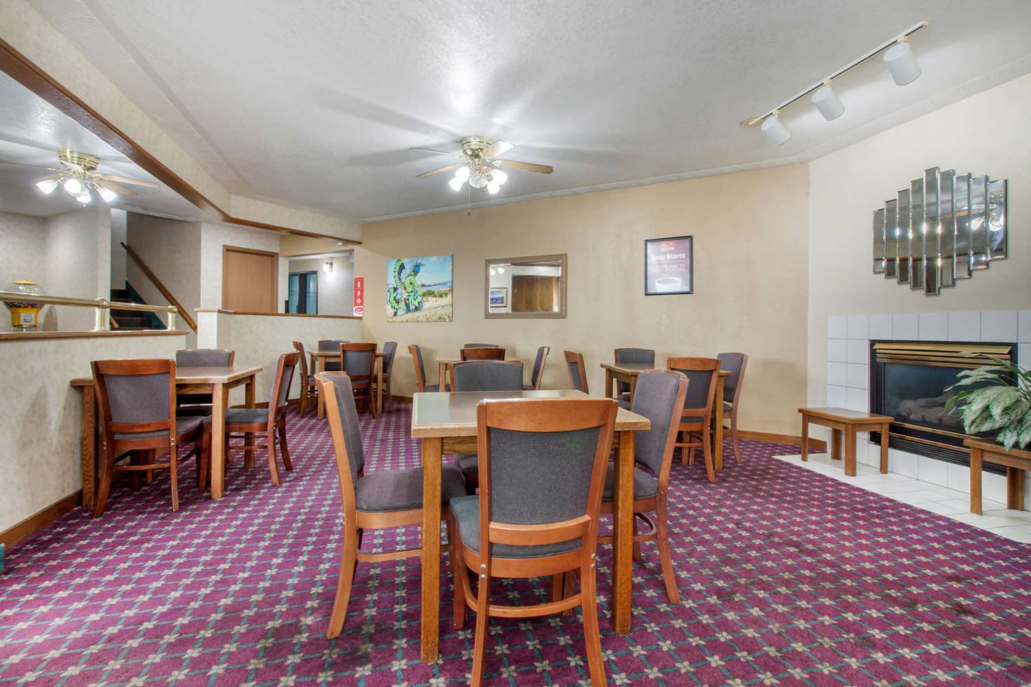 Econo Lodge Oacoma - Chamberlain West 7/12