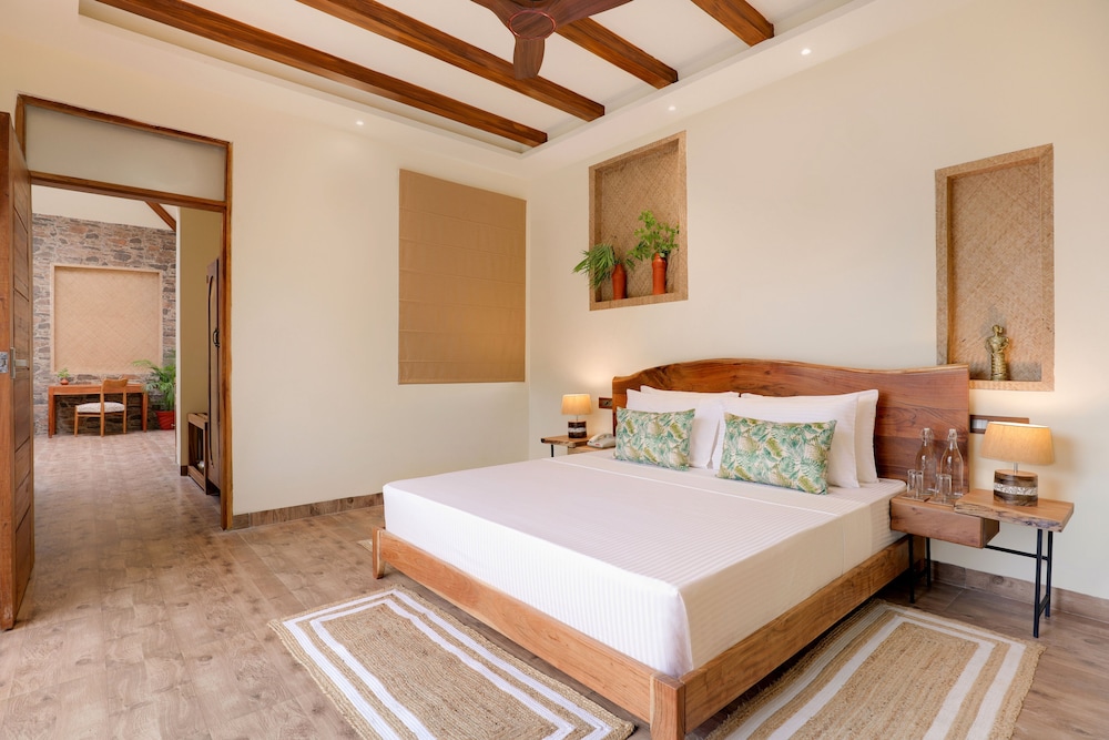 Pool, Deluxe, Villa, King Bed