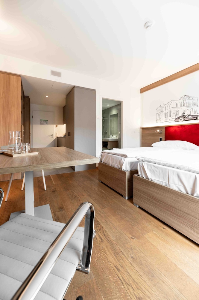 Los Lorentes Residences 13/50