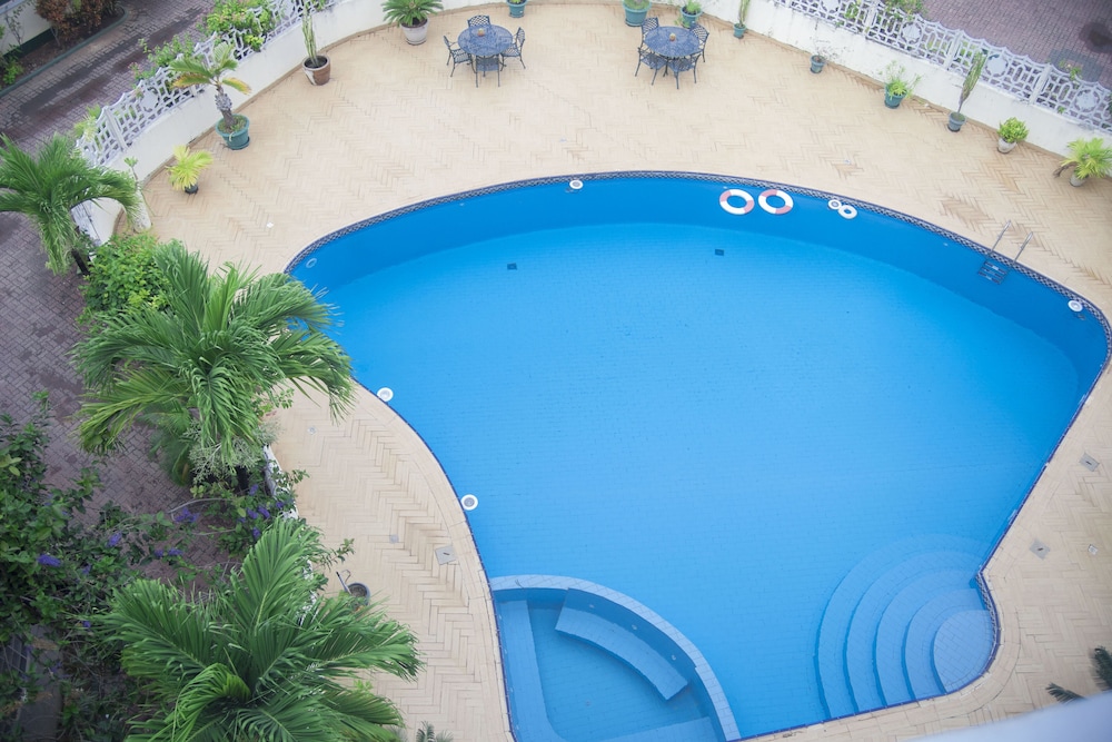 Luxury 2-Bdrm Apartment In Oysterbay 43/50