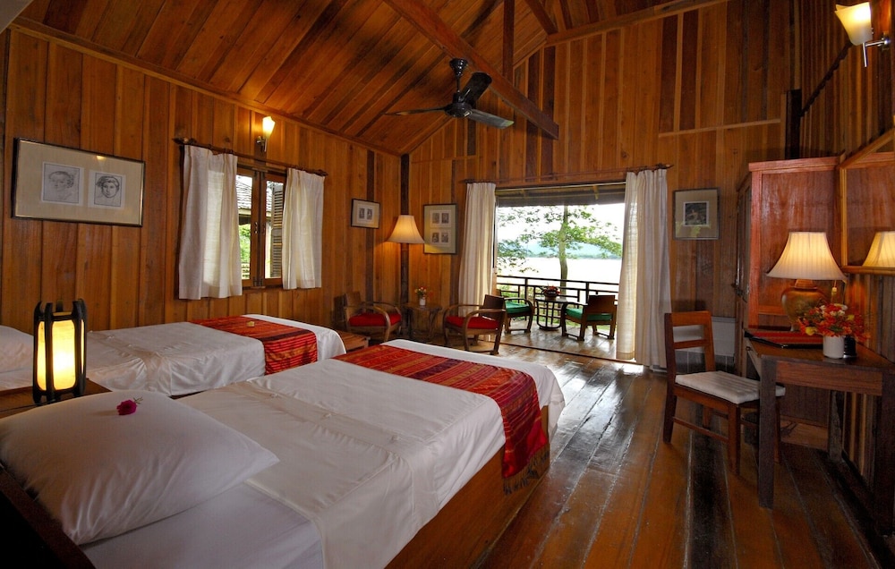 La Folie Lodge 10/50