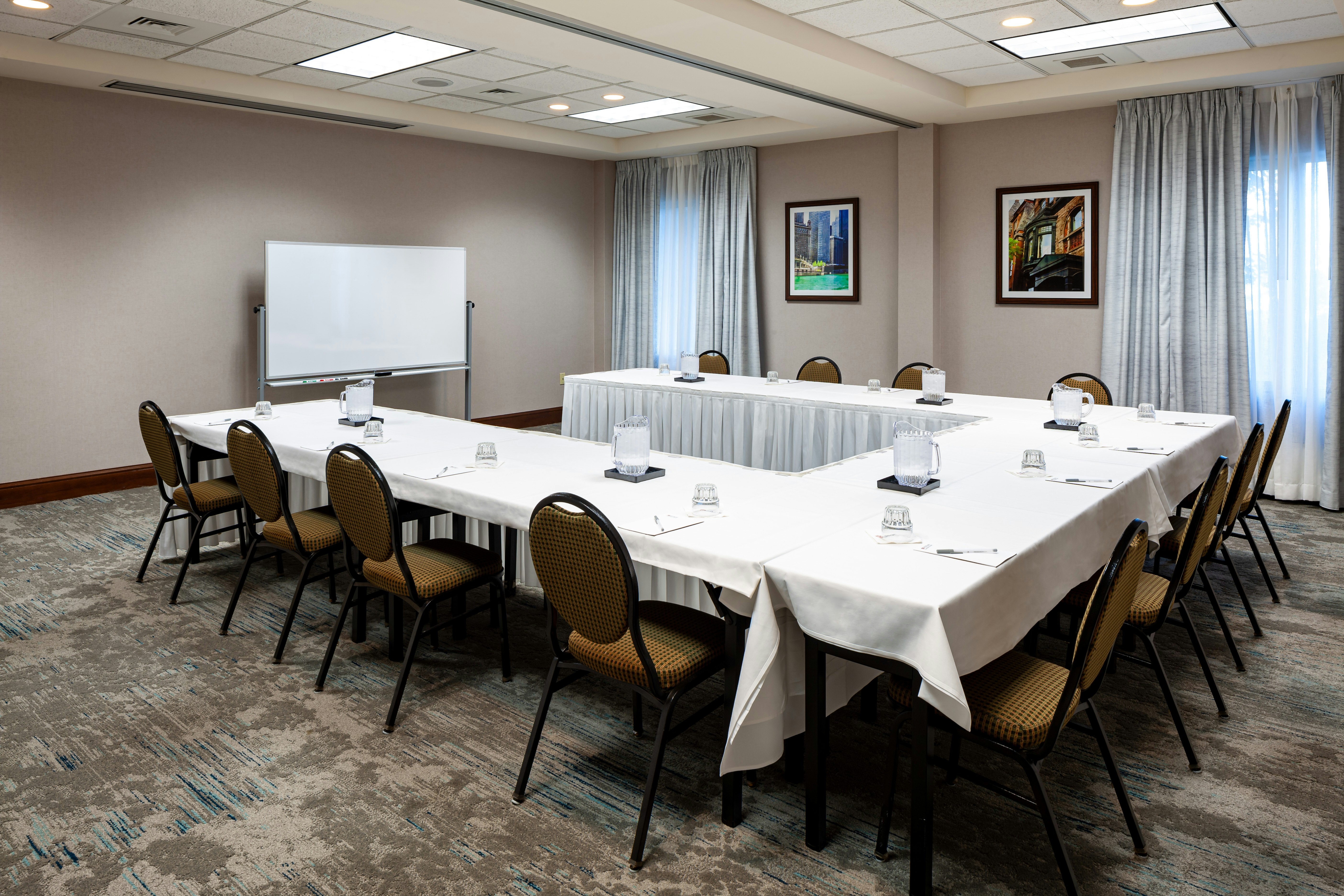 Hilton Garden Inn Chicago Ohare Airport 49/56