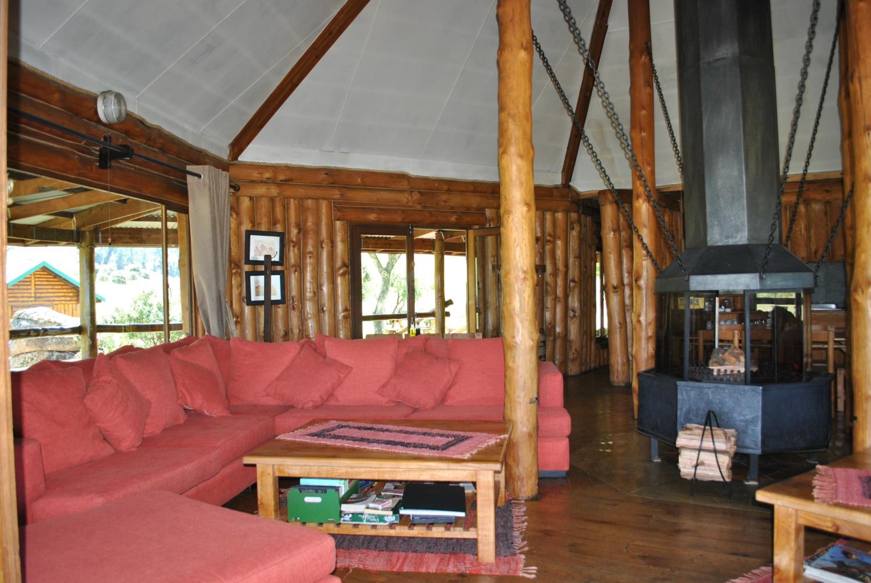 Greenfire Drakensberg Lodge 16/48