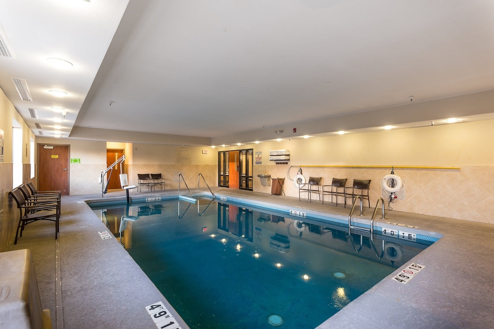 swimming pool spa