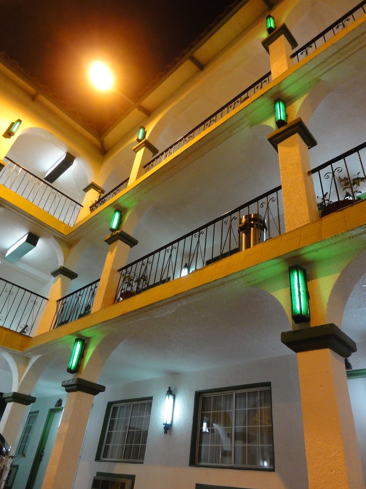Hotel Marques de Cima 6/69