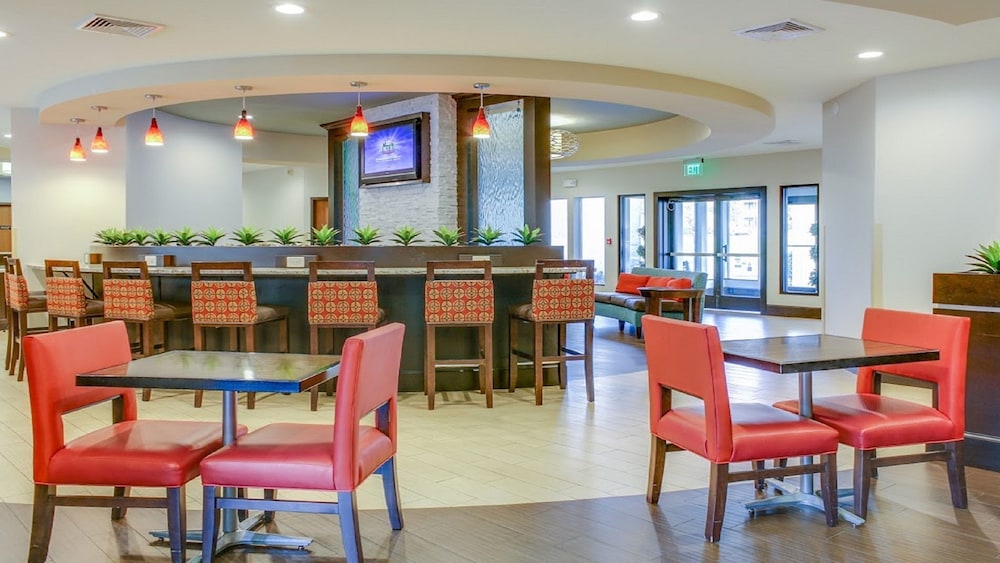 Club Hotel Nashville Inn Suites 40/67