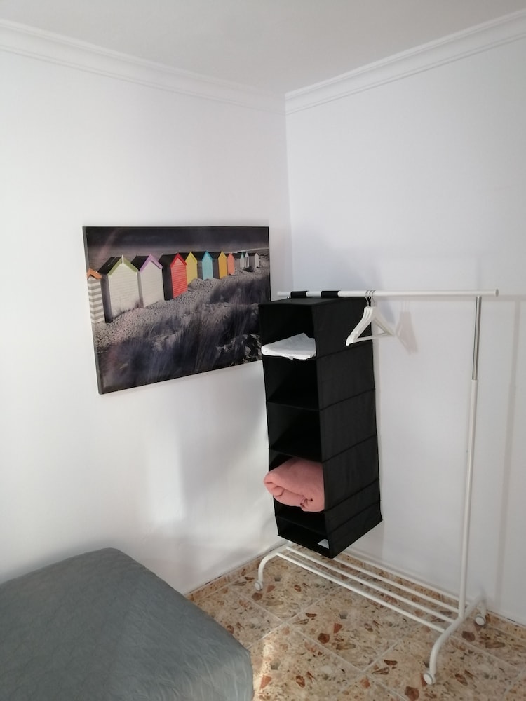 Hostal Alcaravaneras 4/43
