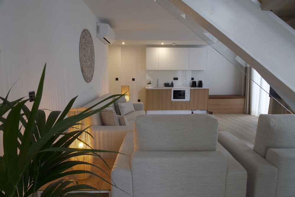 Hi Suites Hotel Emblematico 50/66