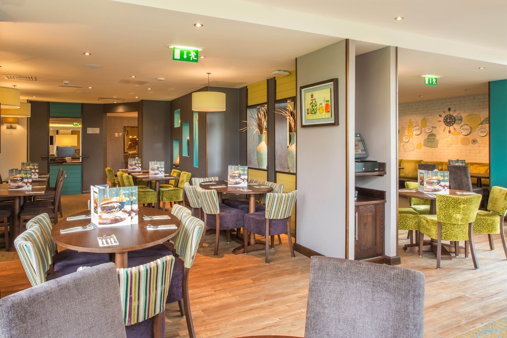 Premier Inn Harrogate Town Centre 42/55
