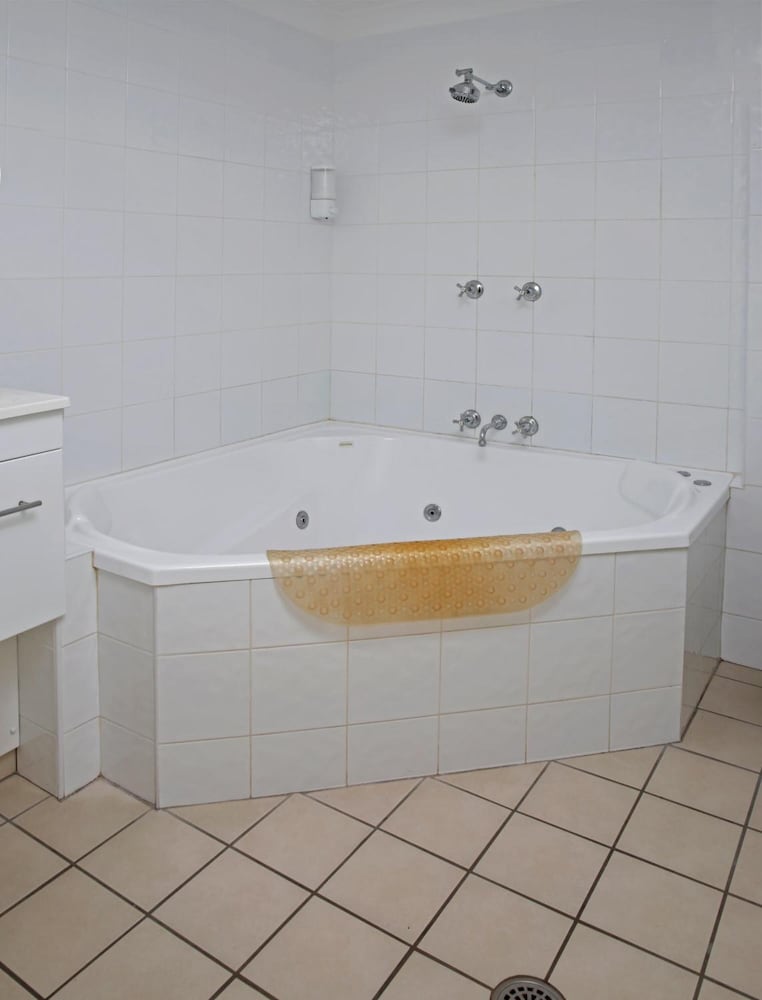 ASTON MOTEL YAMBA 7/57