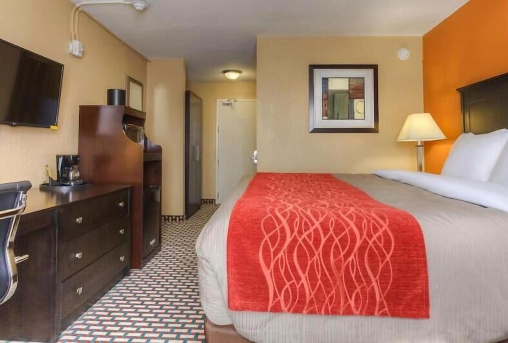 STANDARD, KING BED