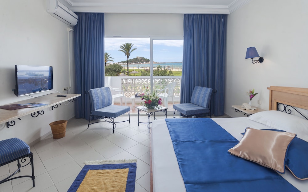 Itropika Beach 43/67
