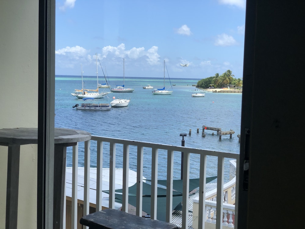 Club Comanche Hotel St Croix 4/58