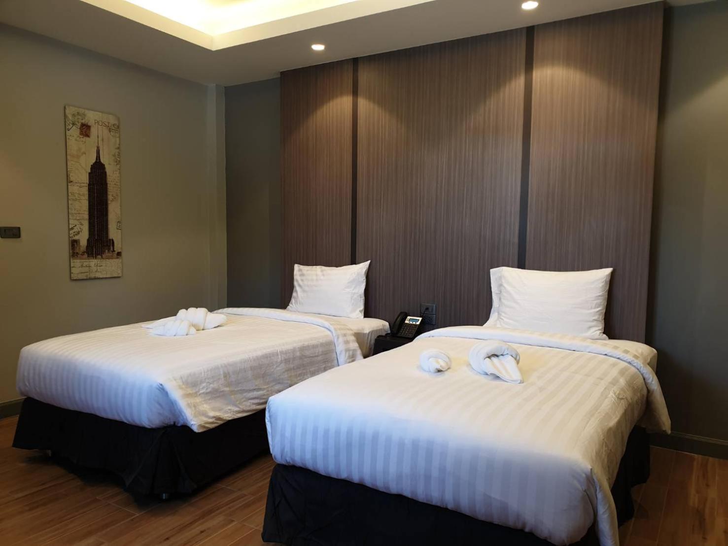 The Bed Hotel 16/50