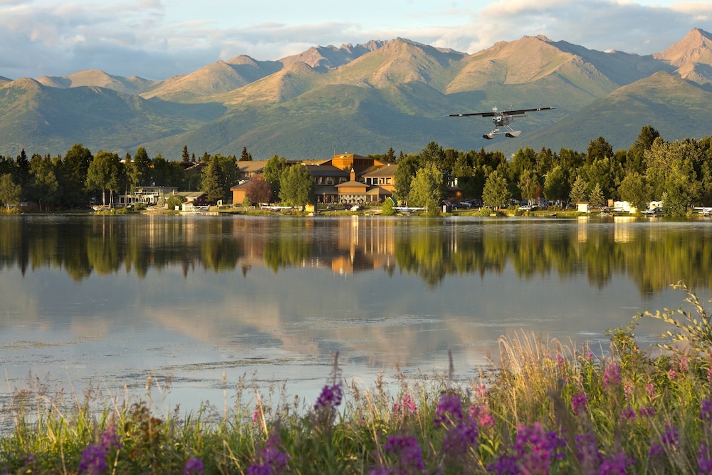 The Lakefront Anchorage in ANCHORAGE - AK