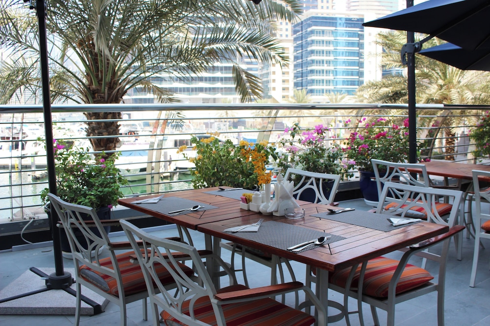 Signature Hotel Apartment Spa Marina 42/60