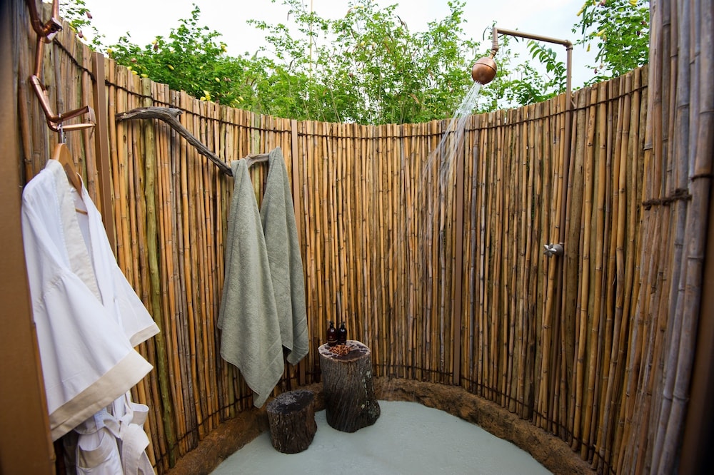 Makumu Private Game Lodge 23/50