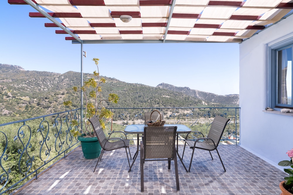 Sarakinas Residences [VR] 19/50