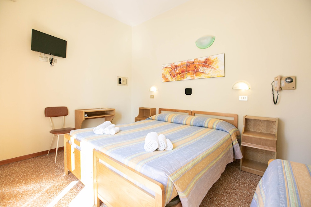 Hotel Ischia 9/65
