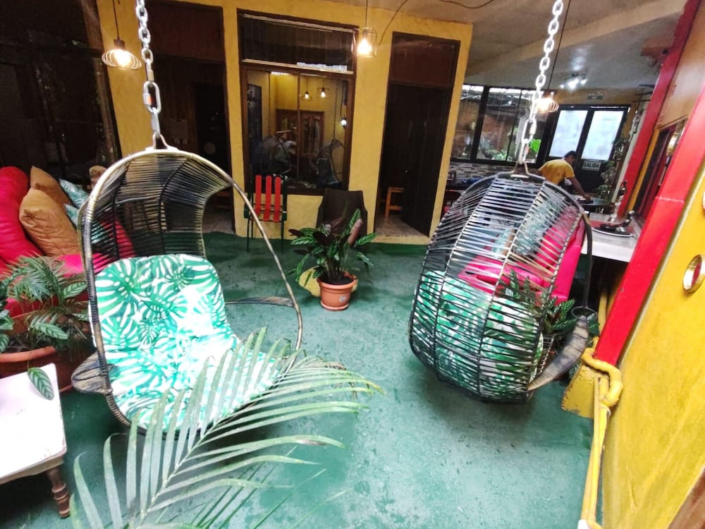 Cabinas El Pueblo B&B 25/43