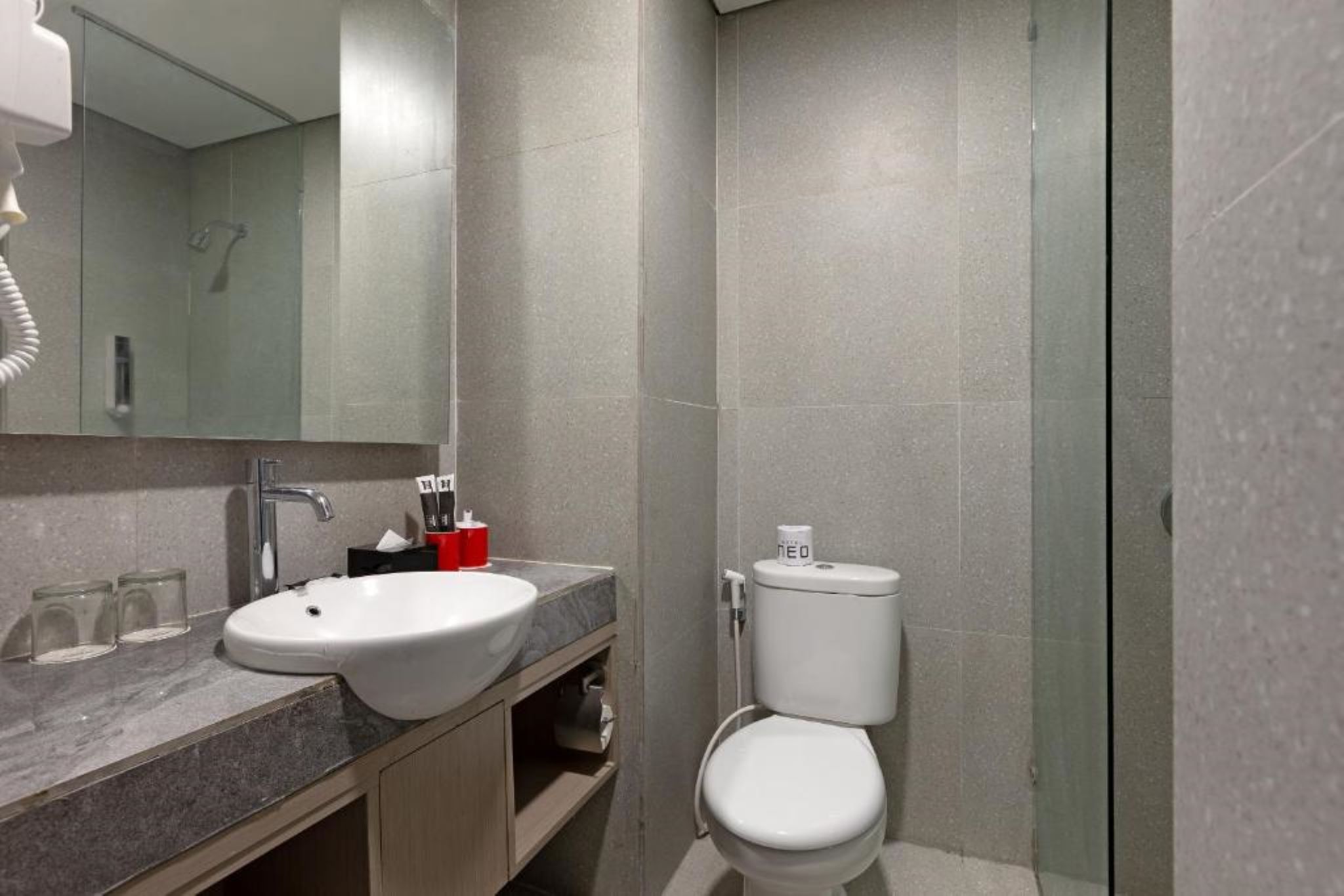 Hotel NEO Gading Solo 15/15