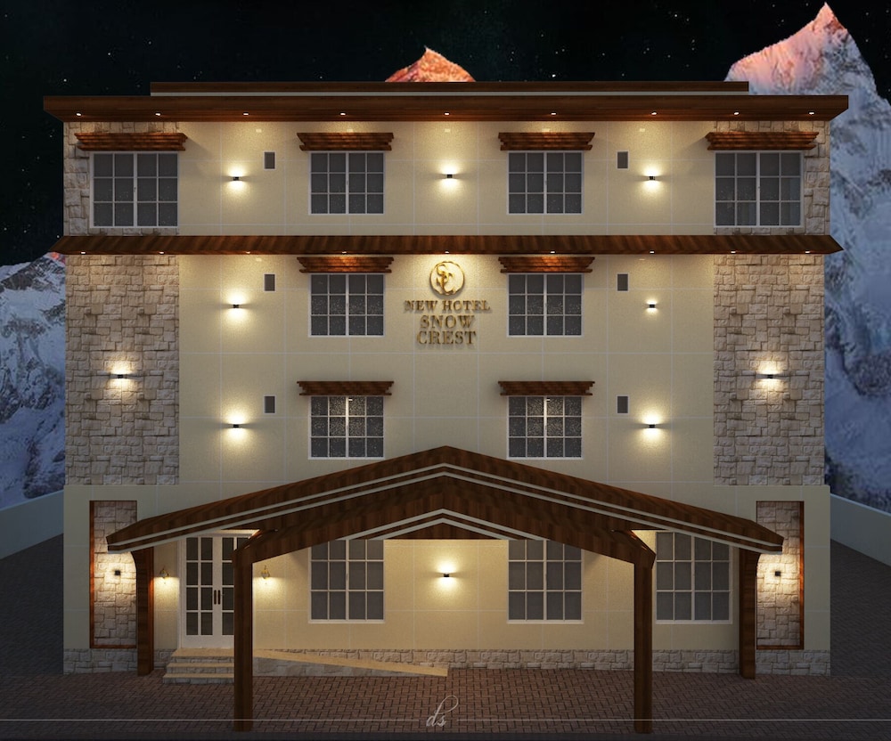 New Hotel Snow Crest 1/50