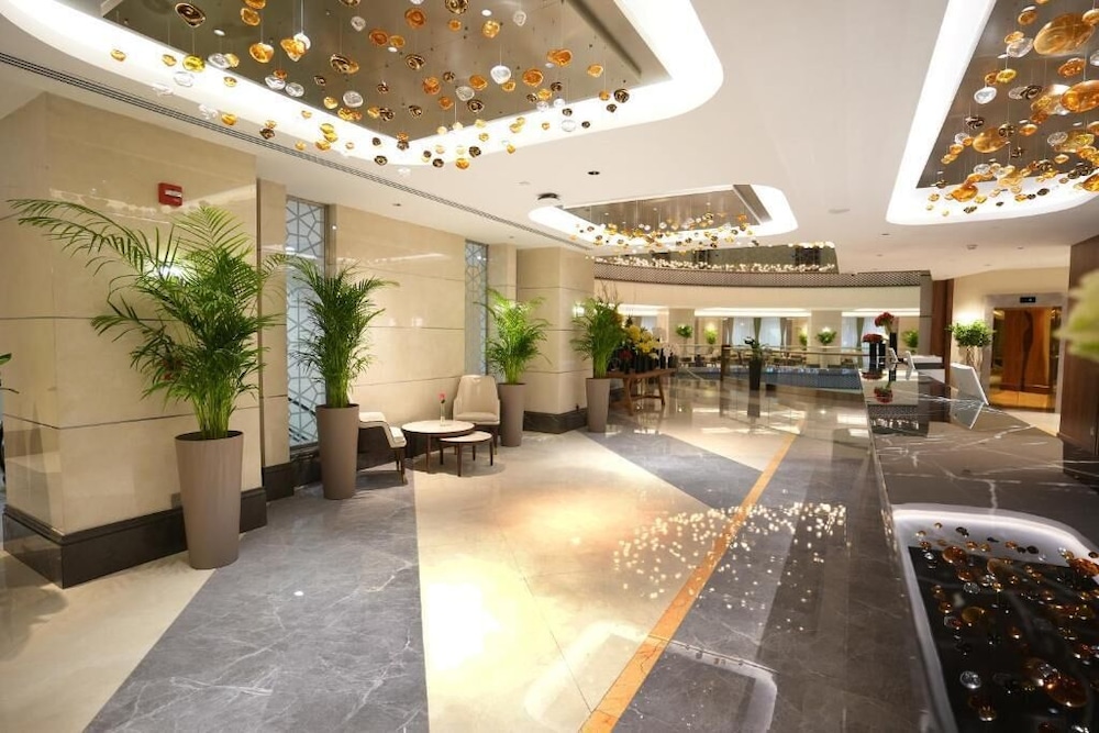 فندق بننسولا وورث(Peninsula Worth Hotel) 13/41