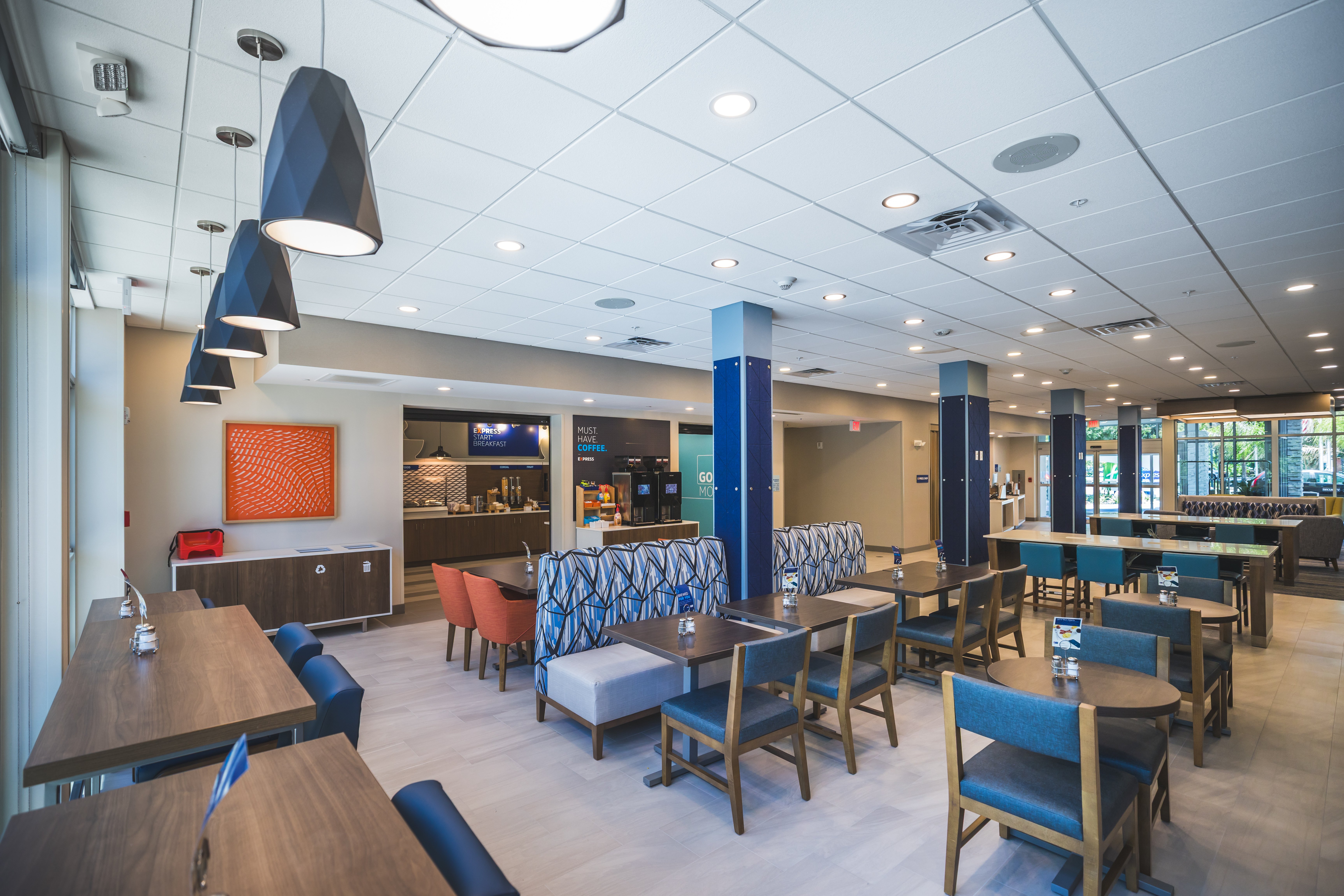 Holiday Inn Express & Suites Fernandina Beach Amelia Island by IHG 47/60